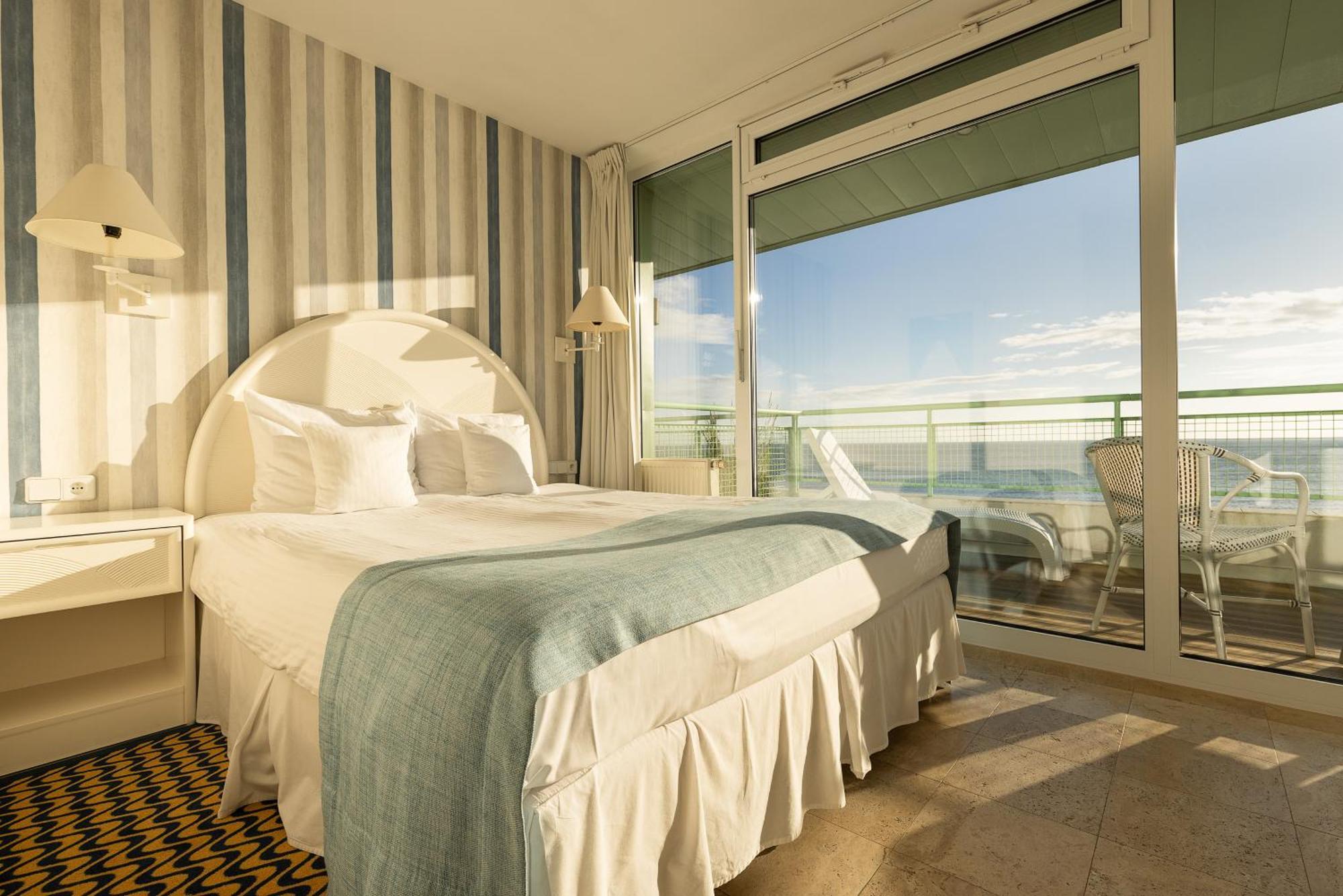 Hotel Bryza &